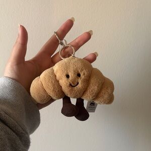 BNWT Jellycat Amuseables Croissant Keychain